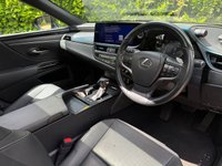 USED 2023 72 LEXUS ES 2.5 300h Saloon 4dr Petrol Hybrid E-CVT Euro 6 (s/s) (218 ps) 