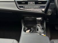 USED 2023 72 LEXUS ES 2.5 300h Saloon 4dr Petrol Hybrid E-CVT Euro 6 (s/s) (218 ps) 