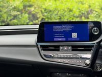 USED 2023 72 LEXUS ES 2.5 300h Saloon 4dr Petrol Hybrid E-CVT Euro 6 (s/s) (218 ps) 