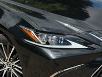 USED 2023 72 LEXUS ES 2.5 300h Saloon 4dr Petrol Hybrid E-CVT Euro 6 (s/s) (218 ps) 