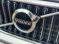 USED 2018 68 VOLVO XC40 2.0 D3 Inscription Pro SUV 5dr Diesel Auto Euro 6 (s/s) (150 ps) ELECTRIC MEMORY HEATED SEATS