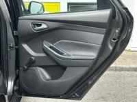 USED 2017 66 FORD FOCUS 1.0T EcoBoost Zetec Hatchback 5dr Petrol Manual Euro 6 (s/s) (125 ps) Comprehensive Service History  |  Set of 2 Keys
