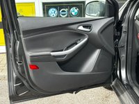 USED 2017 66 FORD FOCUS 1.0T EcoBoost Zetec Hatchback 5dr Petrol Manual Euro 6 (s/s) (125 ps) Comprehensive Service History  |  Set of 2 Keys