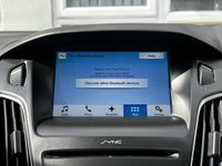 USED 2017 66 FORD FOCUS 1.0T EcoBoost Zetec Hatchback 5dr Petrol Manual Euro 6 (s/s) (125 ps) Comprehensive Service History  |  Set of 2 Keys