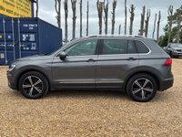 USED 2018 18 VOLKSWAGEN TIGUAN 2.0 TDI SE Navigation SUV 5dr Diesel DSG Euro 6 (s/s) (150 ps) FULL MAIN DEALER HISTORY, AUTO