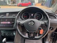 USED 2018 18 VOLKSWAGEN TIGUAN 2.0 TDI SE Navigation SUV 5dr Diesel DSG Euro 6 (s/s) (150 ps) FULL MAIN DEALER HISTORY, AUTO
