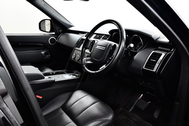 USED 2020 70 LAND ROVER DISCOVERY 3.0 SD V6 SE LCV Commercial SUV 5dr Diesel Auto 4WD Euro 6 (s/s) (306 ps) &pound;8k Extras | FLRSH | Stunning