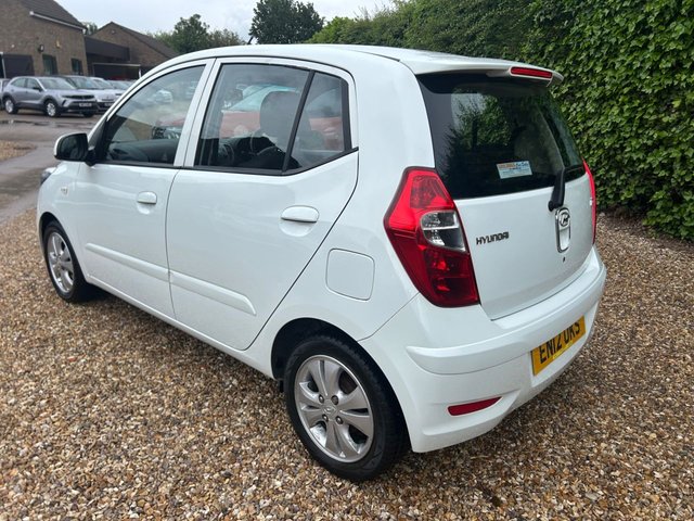View our HYUNDAI I10