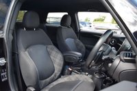 USED 2018 MINI HATCH 2.0 Cooper S Hatchback 3dr Petrol Steptronic Euro 6 (s/s) (192 ps) LOW MILE / BLACKED OUT / CHILI