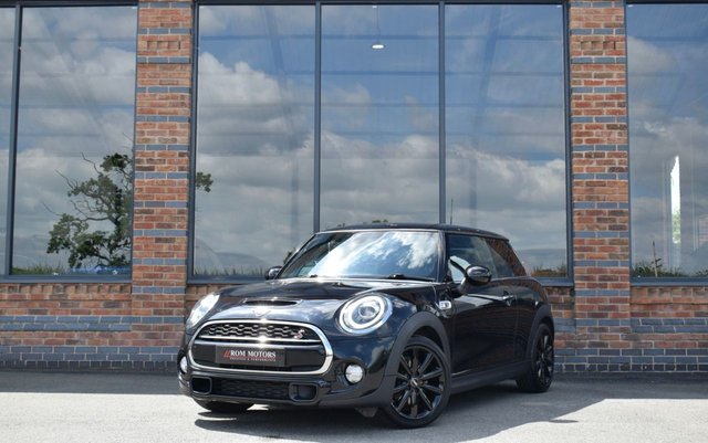 View our MINI Hatch 2.0 Cooper S Hatchback 3dr Petrol Steptronic Euro 6 (s/s) (192 ps)
