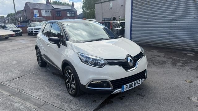 View our Renault Captur 1.5 dCi ENERGY Signature Nav SUV 5dr Diesel Manual Euro 6 (s/s) (110 ps)