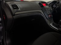 USED 2013 13 VAUXHALL INSIGNIA 2.0 CDTi ecoFLEX Exclusiv Hatchback 5dr Diesel Manual Euro 5 (s/s) (130 ps) 