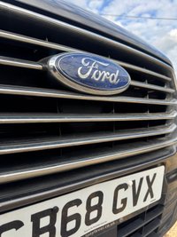 USED 2019 68 FORD TOURNEO CUSTOM 2.0 310 EcoBlue Titanium Minibus Double Cab 5dr Diesel Manual L1 Euro 6 (s/s) (130 ps) 