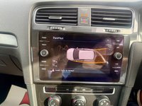 USED 2017 67 VOLKSWAGEN GOLF 1.6 TDI BlueMotion Tech SE Nav  