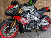 USED 2018 18 APRILIA TUONO 1100 V4 FACTORY. SERVICED. AKRAPOVIC. LOVELY CONDITION. GREAT EXTRAS