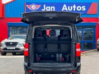 USED 2021 71 VAUXHALL VIVARO LIFE 2.0 Turbo D Elite M Auto SWB Euro 6 (s/s) 5dr (8 Seat) PanRoof+360Cam+Leather+e-doors