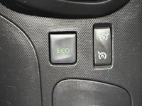 USED 2016 16 RENAULT CAPTUR 0.9 TCe ENERGY Signature Nav SUV 5dr Petrol Manual Euro 6 (s/s) (90 ps) Nationwide Delivery Available - Just Serviced - MOT 30/3/27