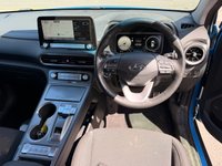 USED 2021 21 HYUNDAI KONA 64kWh Premium SUV 5dr Electric Auto (10.5kW Charger) (204 ps) 