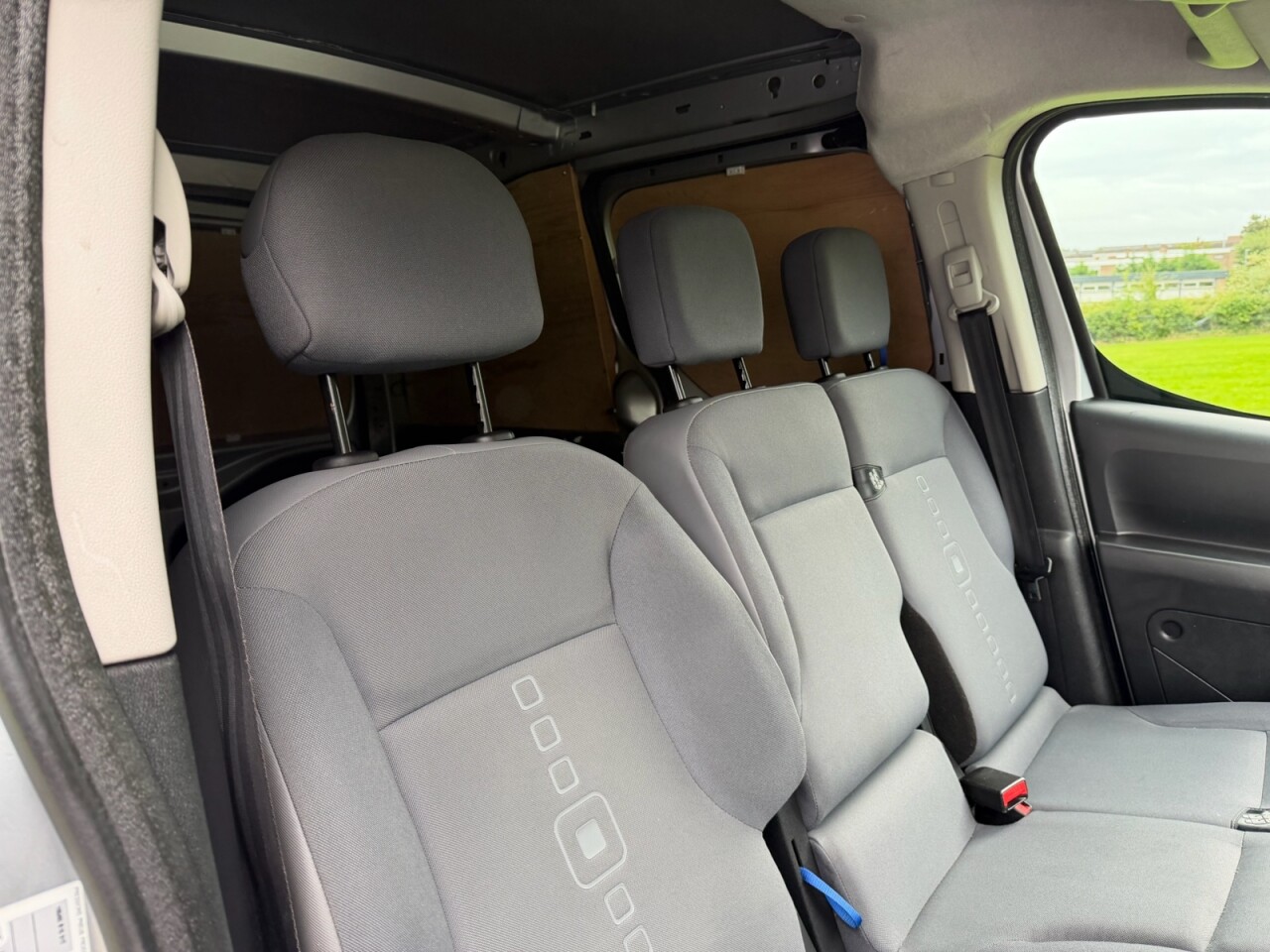 2016 CITROEN BERLINGO 1.6 HDi 625 Enterprise Panel Van 5dr Diesel Manual L1 (131 g/km, 75 bhp) - vehicle photo 14 for sale on PureCar
