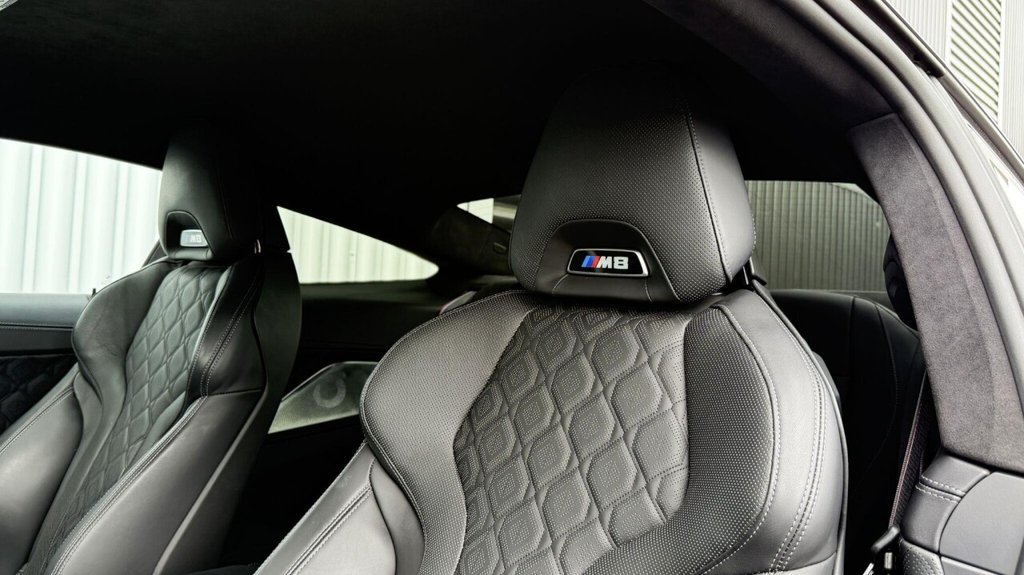 USED 2024 24 BMW M8 4.4i V8 Competition Steptronic 4WD Euro 6 (s/s) 2dr MASSIVE SPEC|CARBON PACK|TECH
