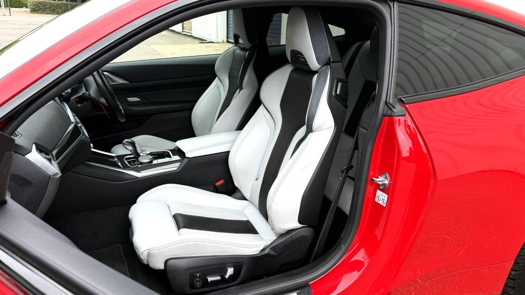 USED 2022 72 BMW M4 3.0 BiTurbo Competition Steptronic M xDrive Euro 6 (s/s) 2dr CARBON PACK|COMFORT PACK|+MORE