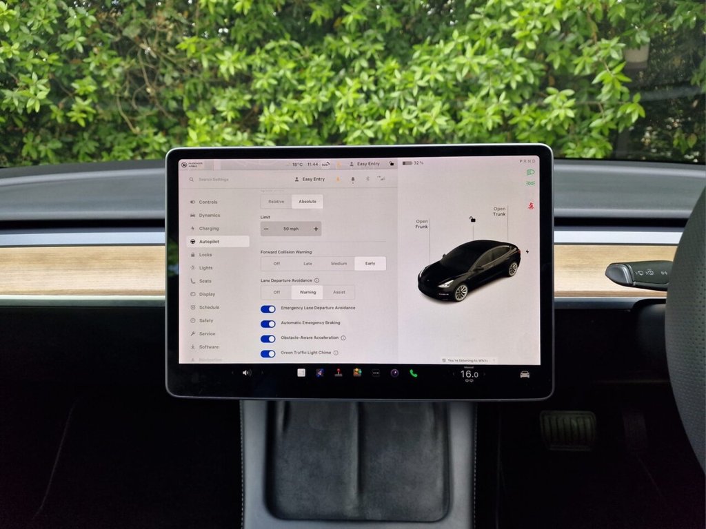 USED 2021 21 TESLA Model 3 (Dual Motor) Long Range Saloon 4dr Electric Auto 4WDE (346 ps) FINANCE AVAILABLE