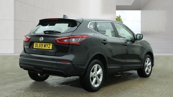 USED 2019 69 NISSAN QASHQAI 1.3 DIG-T Acenta Premium SUV 5dr Petrol DCT Auto Euro 6 (s/s) (160 ps) 