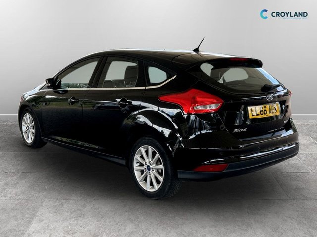 View our FORD FOCUS