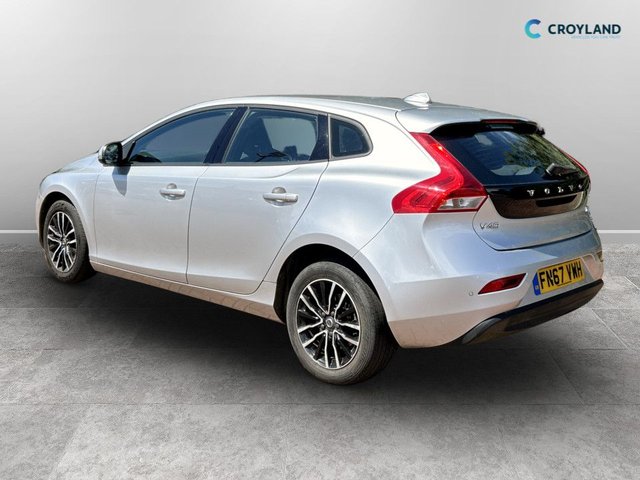 View our VOLVO V40