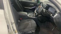 USED 2022 22 BMW 3 SERIES 2.0 330e 12kWh SE Pro Saloon 4dr Petrol Plug-in Hybrid Auto Euro 6 (s/s) (292 ps) 