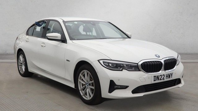 View our BMW 3 Series 2.0 330e 12kWh SE Pro Saloon 4dr Petrol Plug-in Hybrid Auto Euro 6 (s/s) (292 ps)