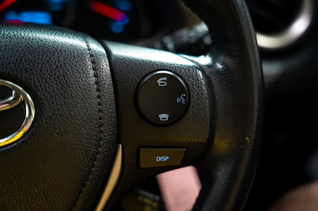2015 Toyota RAV4 thumbnail 17