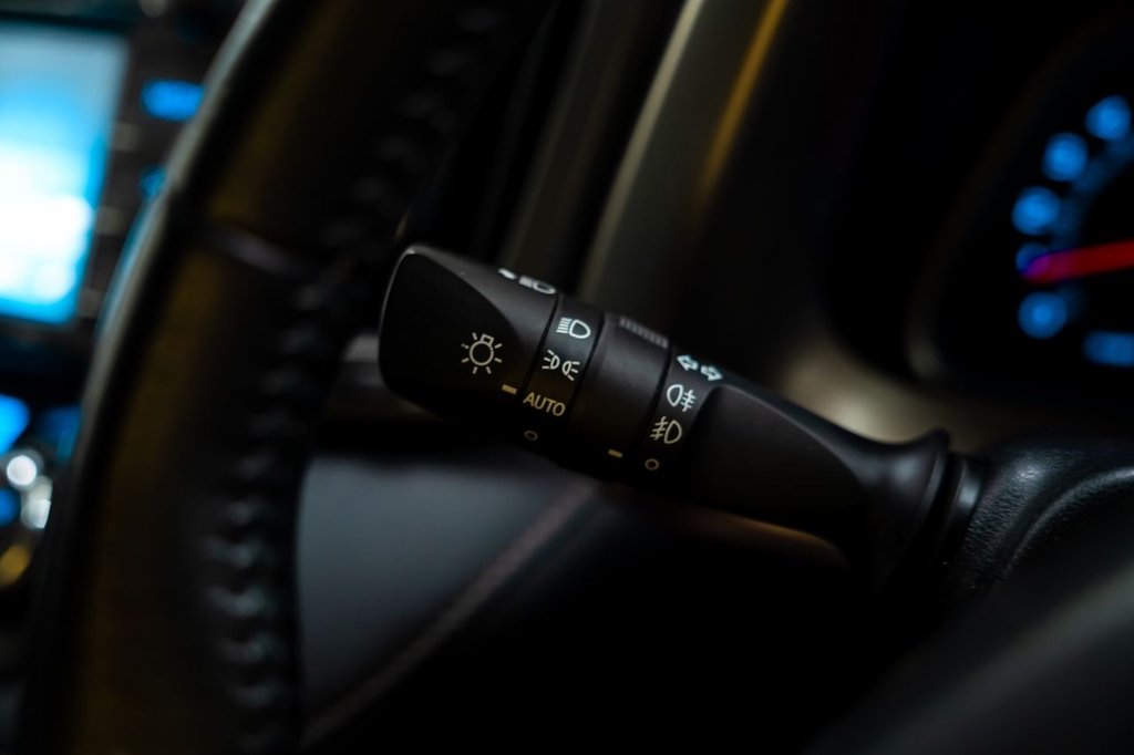 2015 Toyota RAV4 thumbnail 18