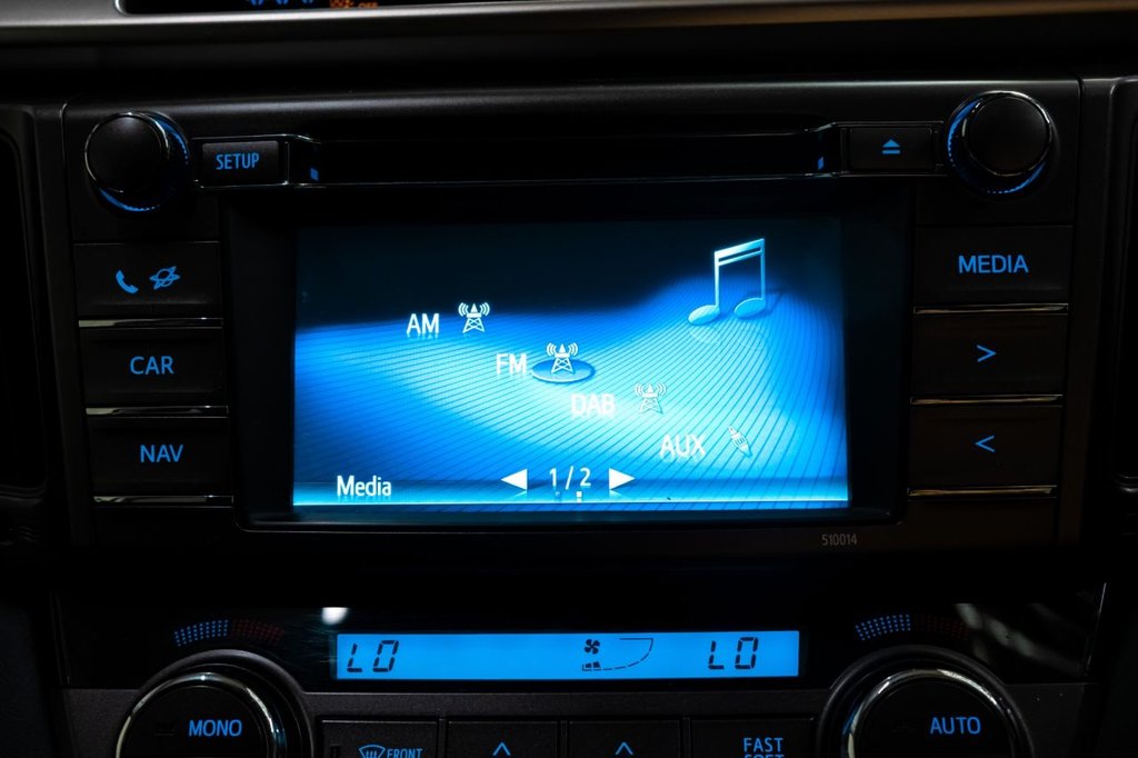 2015 Toyota RAV4 thumbnail 9
