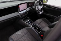 USED 2024 74 VOLKSWAGEN TIGUAN 2.0 TDI R-Line SUV 5dr Diesel DSG Euro 6 (s/s) (150 ps) 