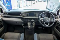 USED 2022 22 VOLKSWAGEN TRANSPORTER 2.0 TDI T30 Highline Kombi Double Cab 5dr Diesel DSG FWD SWB Euro 6 (s/s) (150 ps) Twin Sliding Doors, Tailgate