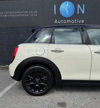 USED 2020 70 MINI HATCH 1.5 Cooper *Large Screen, Park Sensors, Heated Seats, LED Lights* 