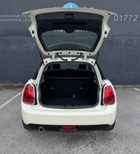 USED 2020 70 MINI HATCH 1.5 Cooper *Large Screen, Park Sensors, Heated Seats, LED Lights* 