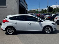USED 2015 65 FORD FOCUS 1.0T EcoBoost Zetec Hatchback 5dr Petrol Manual Euro 6 (s/s) (125 ps) 1 OWNER -- FULL SERVICE HISTORY -- &pound;20 TAX -- PARKING SENSORS
