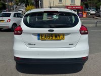 USED 2015 65 FORD FOCUS 1.0T EcoBoost Zetec Hatchback 5dr Petrol Manual Euro 6 (s/s) (125 ps) 1 OWNER -- FULL SERVICE HISTORY -- &pound;20 TAX -- PARKING SENSORS