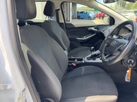 USED 2015 65 FORD FOCUS 1.0T EcoBoost Zetec Hatchback 5dr Petrol Manual Euro 6 (s/s) (125 ps) 1 OWNER -- FULL SERVICE HISTORY -- &pound;20 TAX -- PARKING SENSORS
