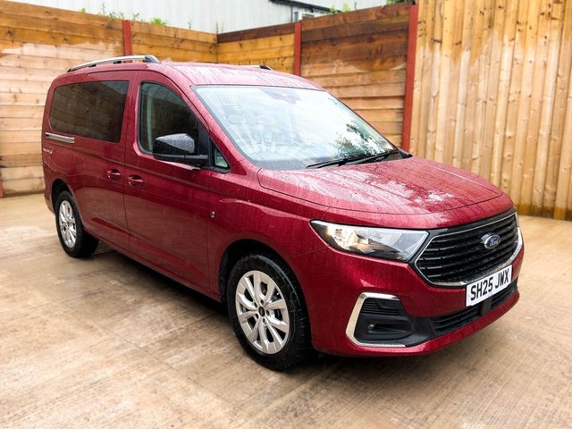 View our FORD GRAND TOURNEO CONNECT