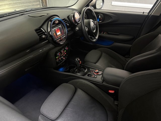View our MINI CLUBMAN