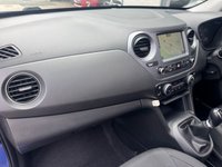 USED 2018 68 HYUNDAI I10 1.2 Premium SE Hatchback 5dr Petrol Manual Euro 6 (87 ps) SUNROOF -- HEATED SEATS -- CRUISE -- SENSORS -- BLIETOOTH -- SAT NAV
