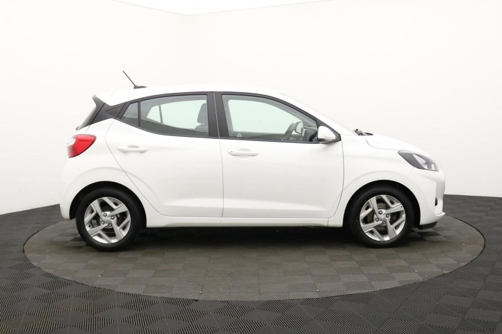 USED 2023 23 HYUNDAI I10 1.0 SE Connect Hatchback 5dr Petrol Manual Euro 6 (s/s) (67 ps) Car Play, Alloys, Camera