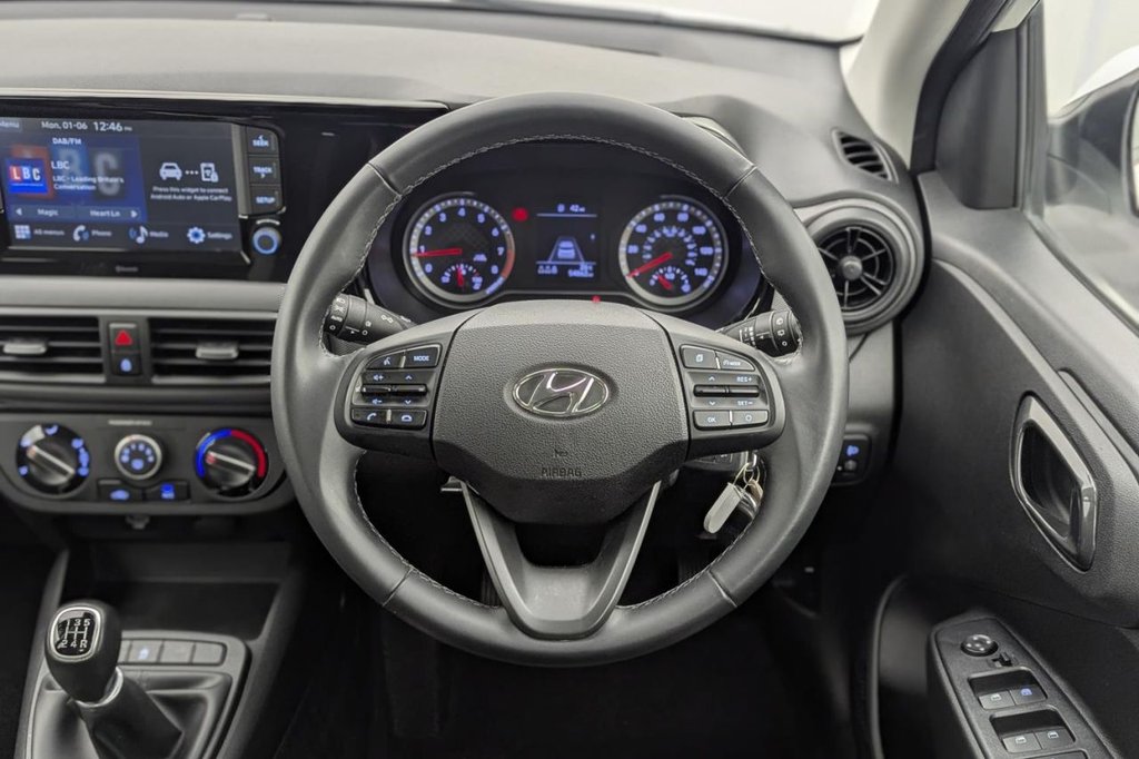 USED 2023 23 HYUNDAI I10 1.0 SE Connect Hatchback 5dr Petrol Manual Euro 6 (s/s) (67 ps) Car Play, Alloys, Camera