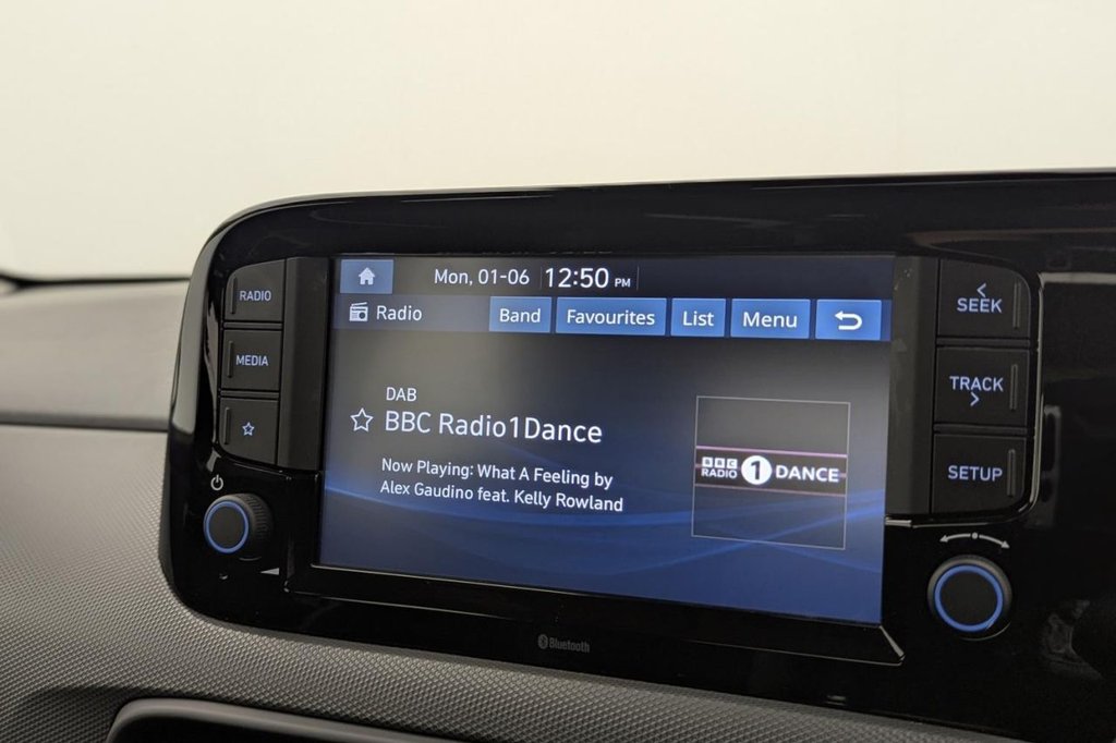 USED 2023 23 HYUNDAI I10 1.0 SE Connect Hatchback 5dr Petrol Manual Euro 6 (s/s) (67 ps) Car Play, Alloys, Camera