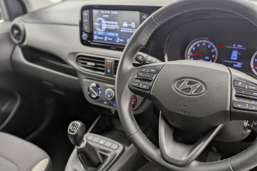 USED 2023 23 HYUNDAI I10 1.0 SE Connect Hatchback 5dr Petrol Manual Euro 6 (s/s) (67 ps) Car Play, Alloys, Camera