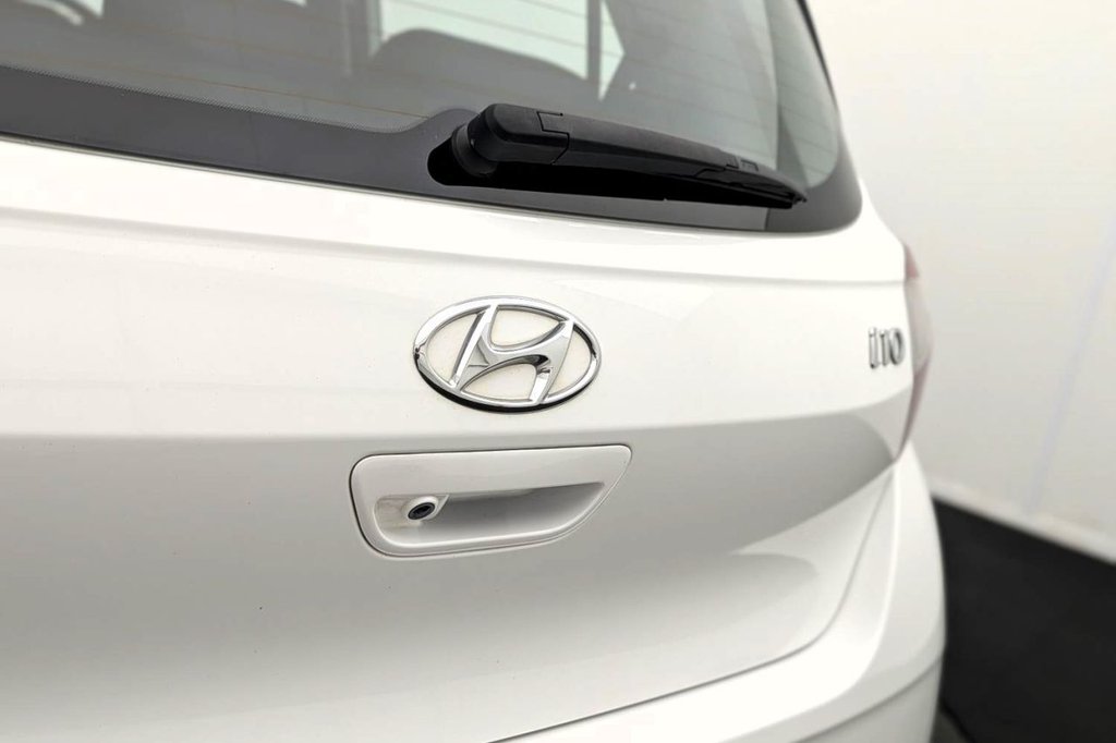 USED 2023 23 HYUNDAI I10 1.0 SE Connect Hatchback 5dr Petrol Manual Euro 6 (s/s) (67 ps) Car Play, Alloys, Camera