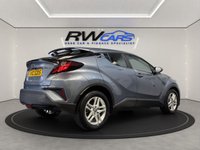 USED 2023 TOYOTA C-HR 1.8 VVT-h GPF Icon SUV 5dr Petrol Hybrid CVT Euro 6 (s/s) (122 ps) 